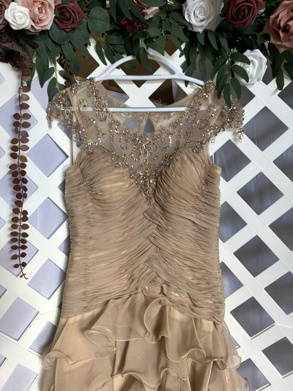 Shail K Gold Beaded Formal Dress Size 6 |  Neckline Ruffle Chiffon Prom Wedding - Picture 2 of 7